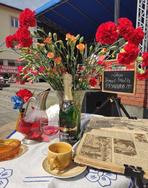 Mała Prywatka PRL-u - dekoracja